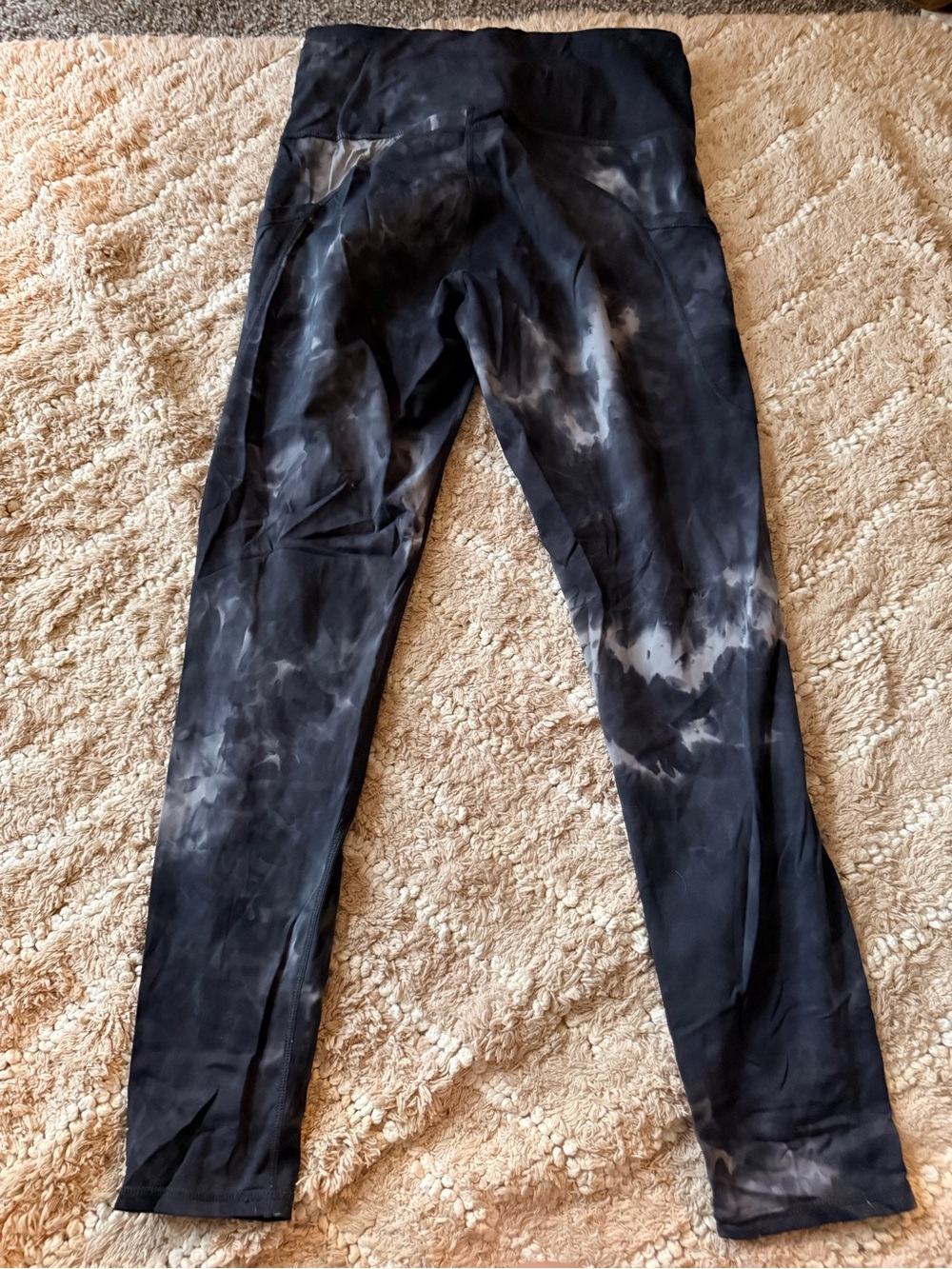 Black & Gray Tie-Dye Leggings
